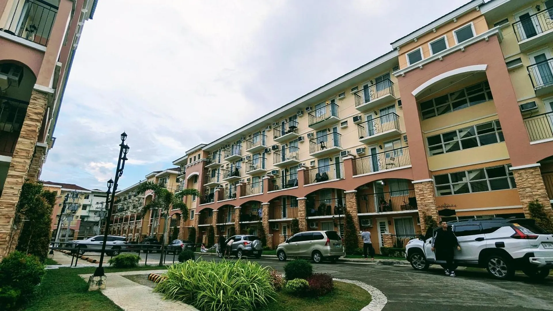 Lägenhetshotell Reicondotel Arezzo Davao City